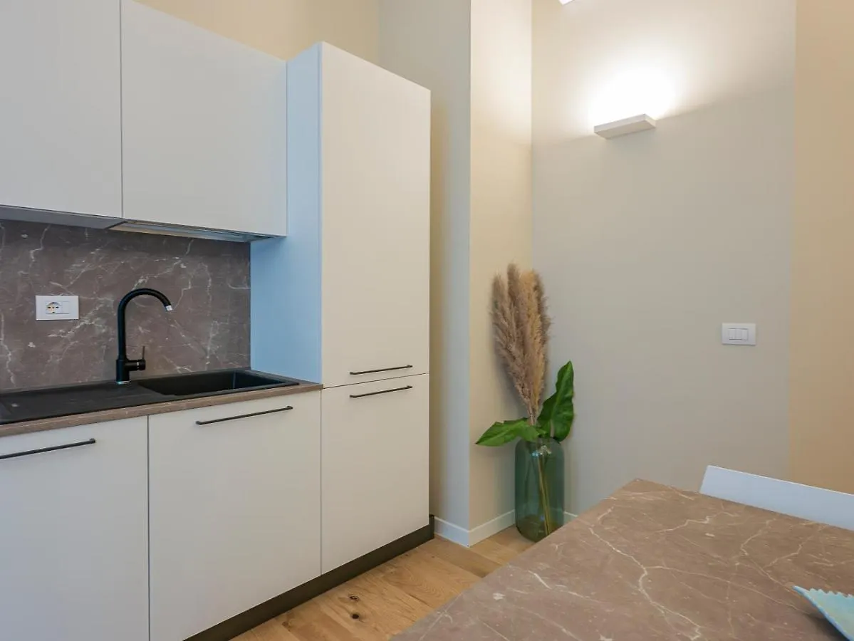I Host Apartment - Ranzoni 2 Milan