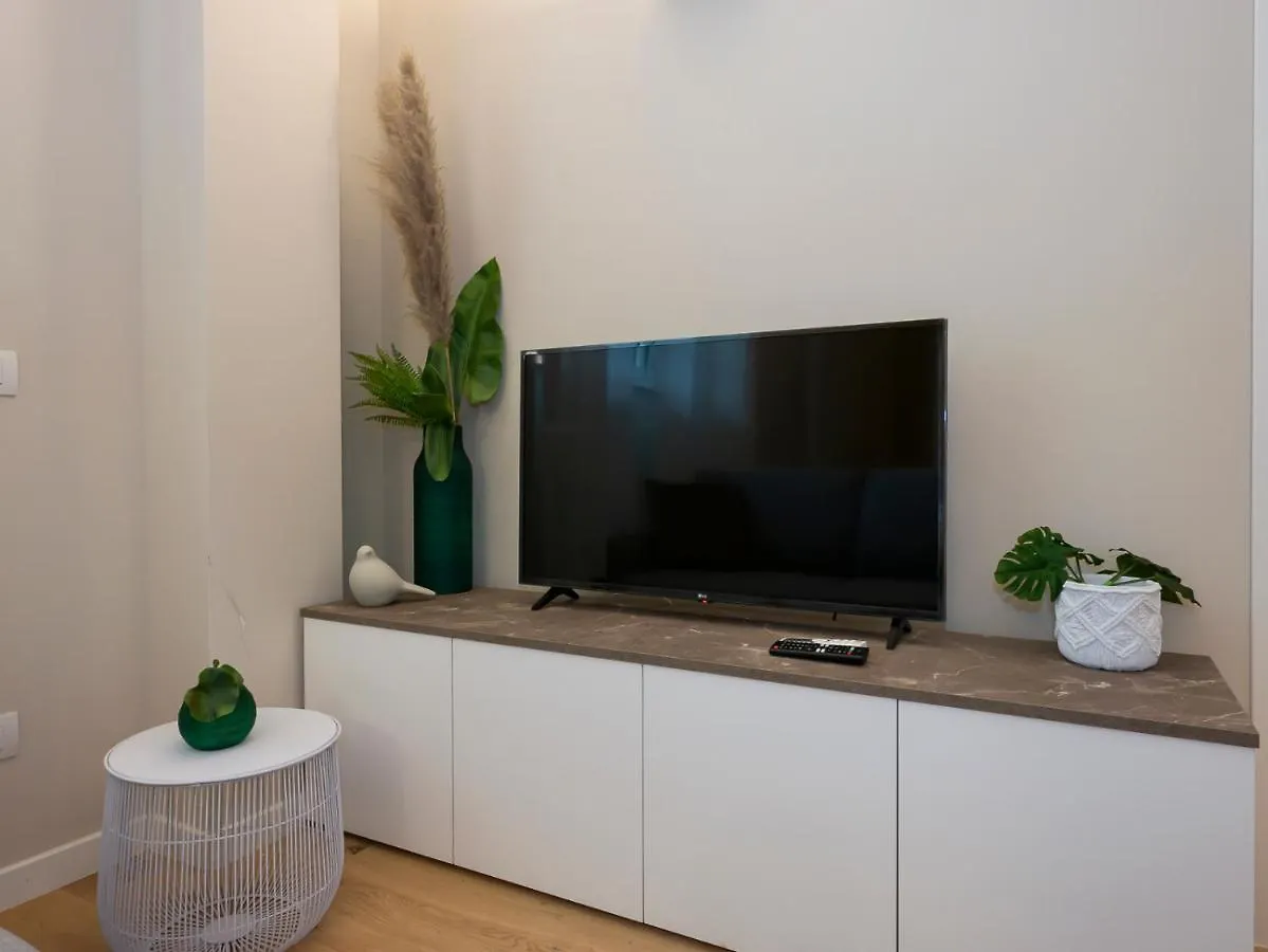I Host Apartment - Ranzoni 2 Milan 0*,