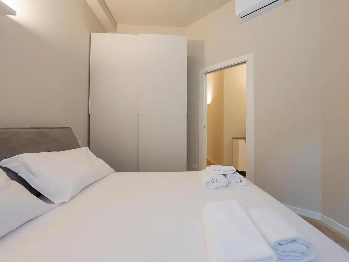 I Host Apartment - Ranzoni 2 Milan Italy